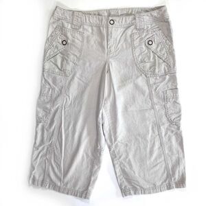 Lane Bryant Women's Linen Cargo Capri Pants Size 14 Beige